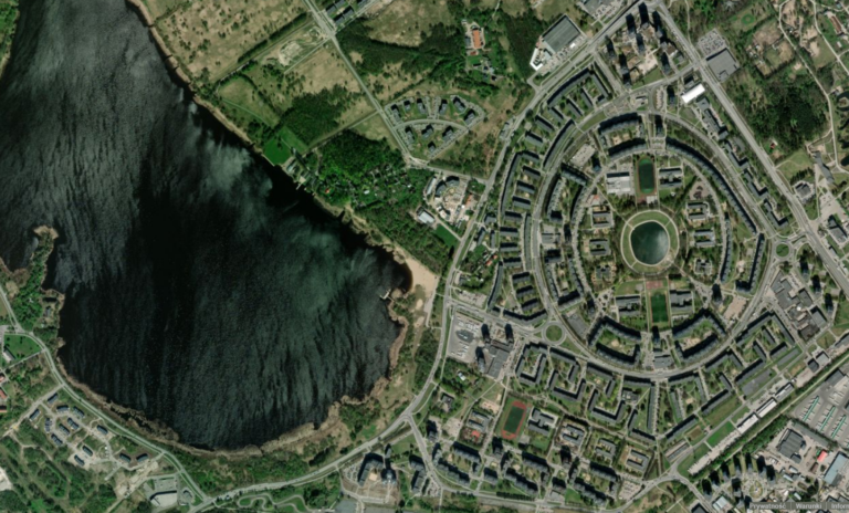 Väike-Õismäe – radziecka utopia mieszkaniowa na planie elipsy