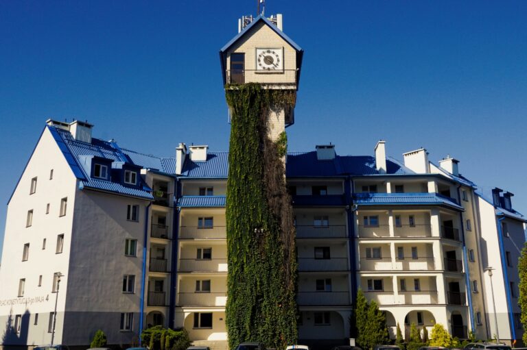 Osiedle Słowiki w Olkuszu – mieli je zaprojektować architekci z Jugosławii i stworzyć schrony przeciwatomowe